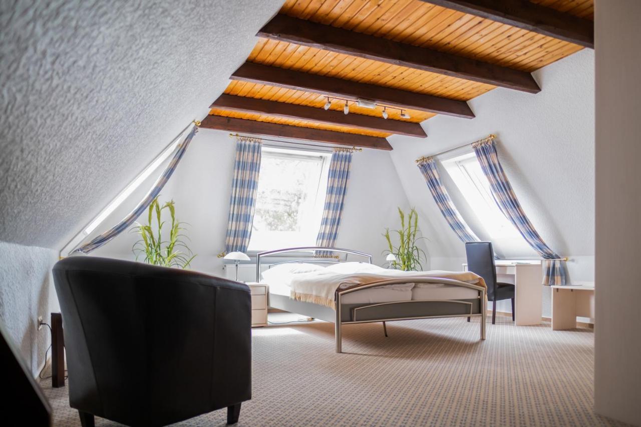 Land-Gut-Hotel Restaurant Kreuz Meyer Stuhr Extérieur photo