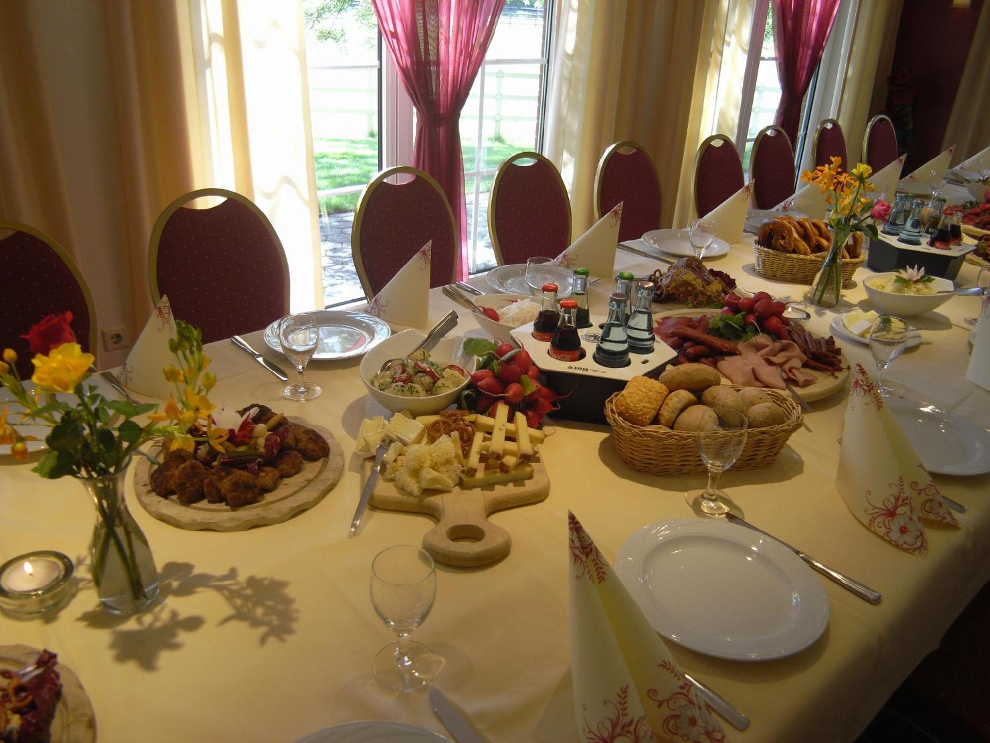 Land-Gut-Hotel Restaurant Kreuz Meyer Stuhr Extérieur photo
