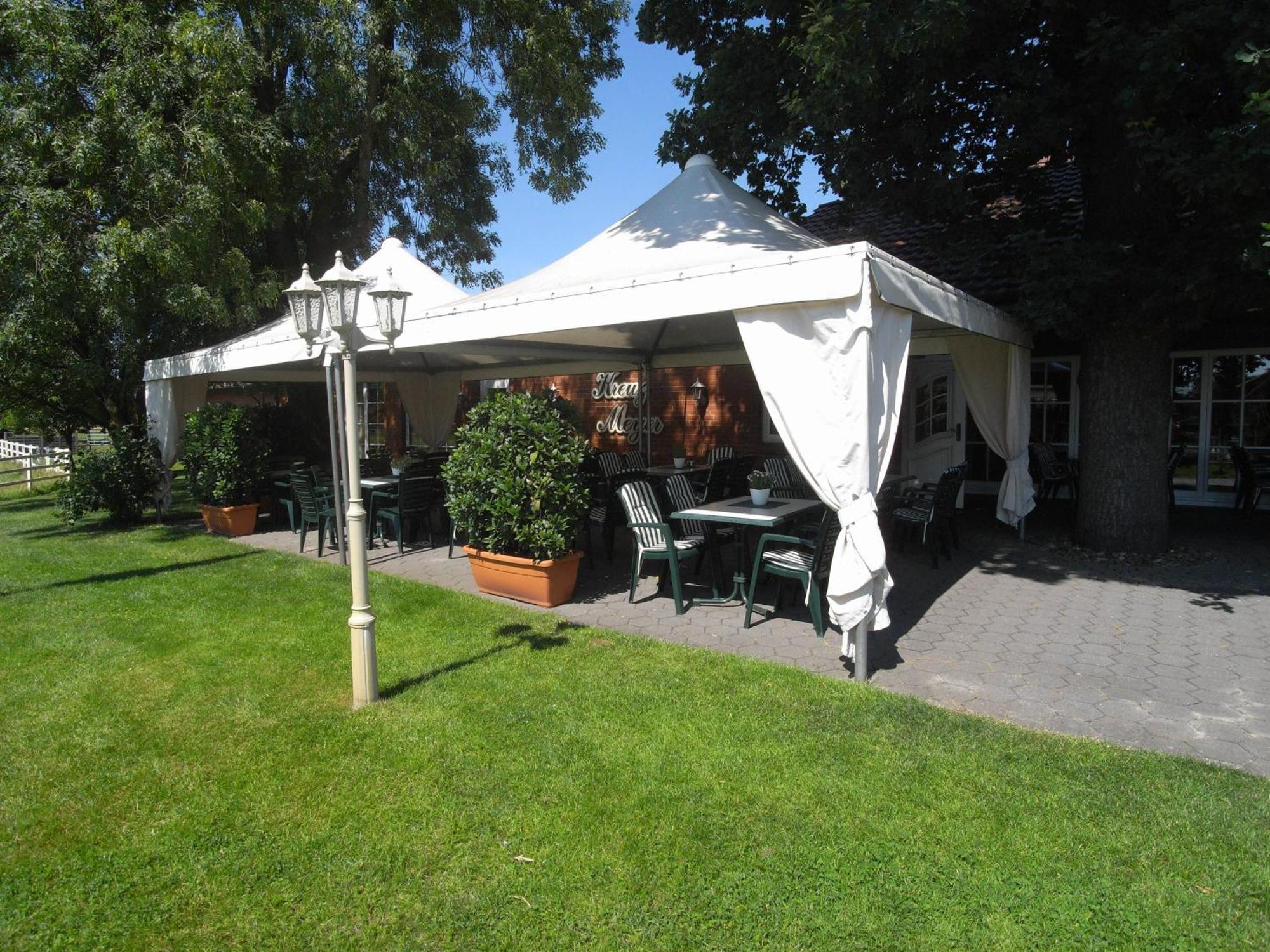 Land-Gut-Hotel Restaurant Kreuz Meyer Stuhr Extérieur photo